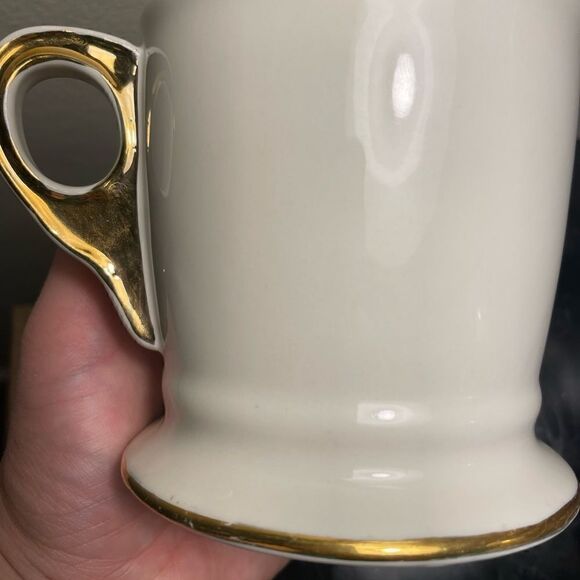 Anthropologie Monogram Gold Letter “B” Mug New - Picture 3 of 4
